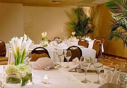 Chester Inn & Suites Sharonville Étterem fotó