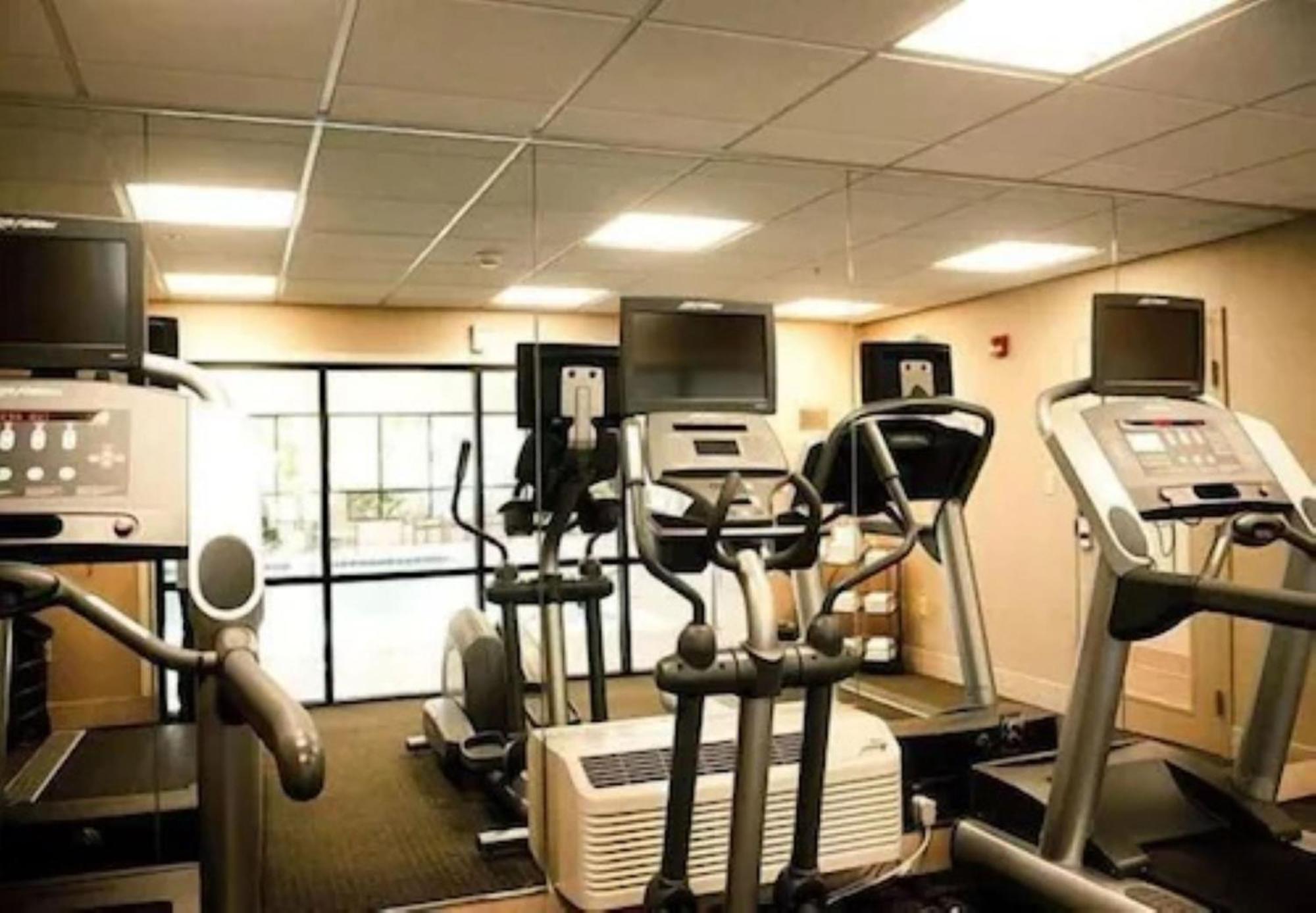 Chester Inn & Suites Sharonville Kültér fotó